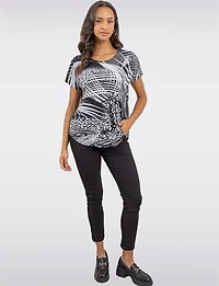 Chic Short Sleeve Black & White Abstract Tunic with Curved Hem by Vamp