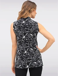 Black & White Sleeveless Abstract Floral Print V-Neck Front Pleat Blouse by Vamp