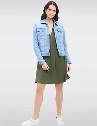 Modern Stretch Cotton Light Wash Denim Jean Jacket by Baccini