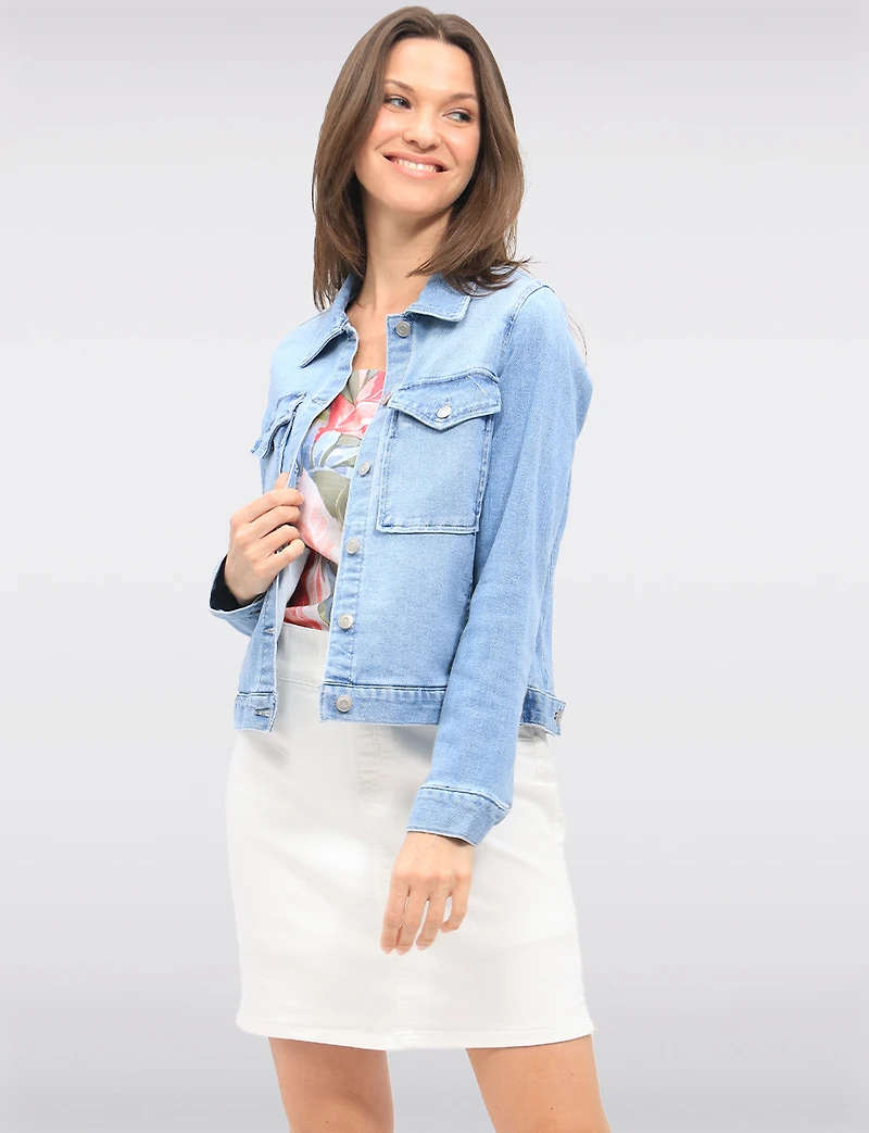 Light Wash Stretch Denim Jean Jacket with Utility Patch Pockets by Baccini