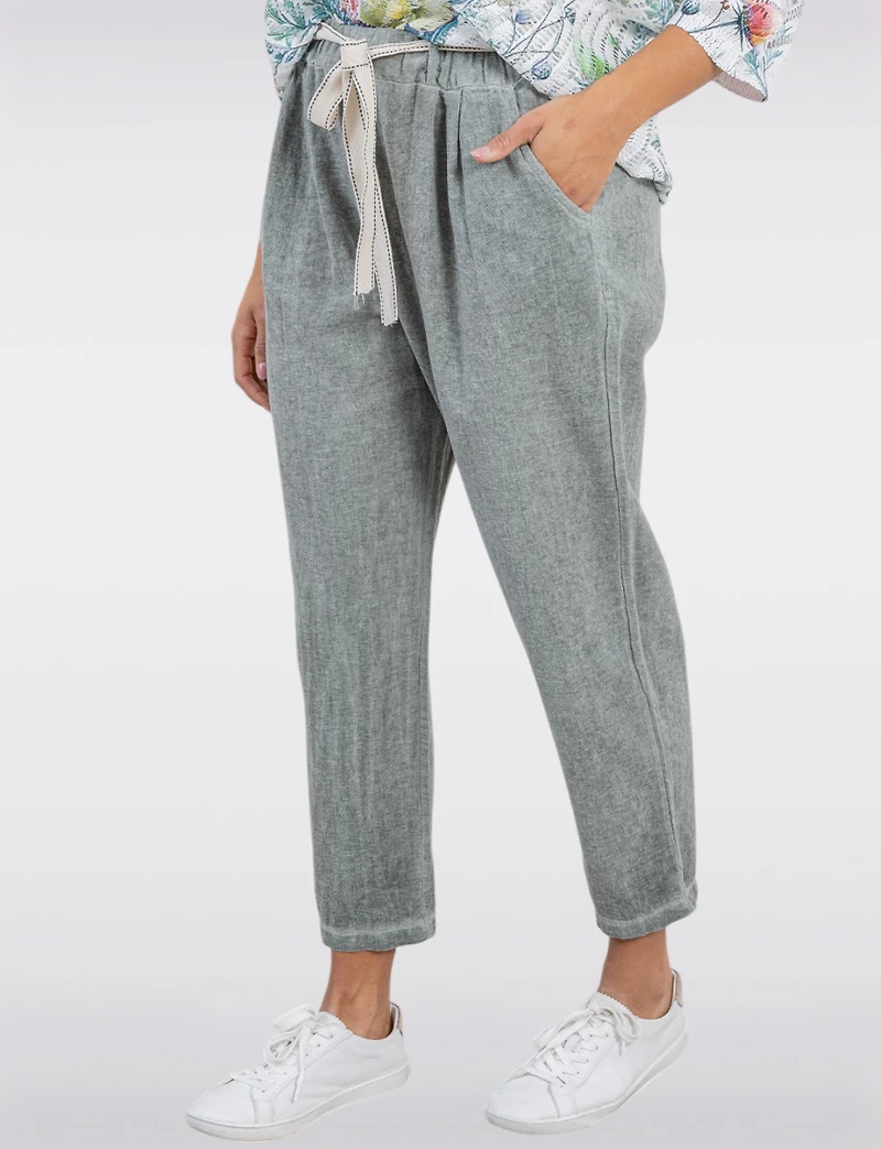 Chic Linen Blend Solid Belted Pants With Front Pockets By Froccella