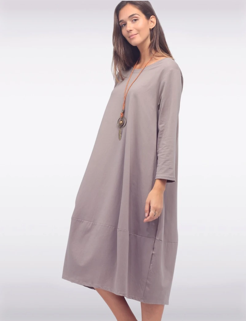 Chic Long Cotton Dress with Necklace and Three-Quarter Sleeves by Froccella