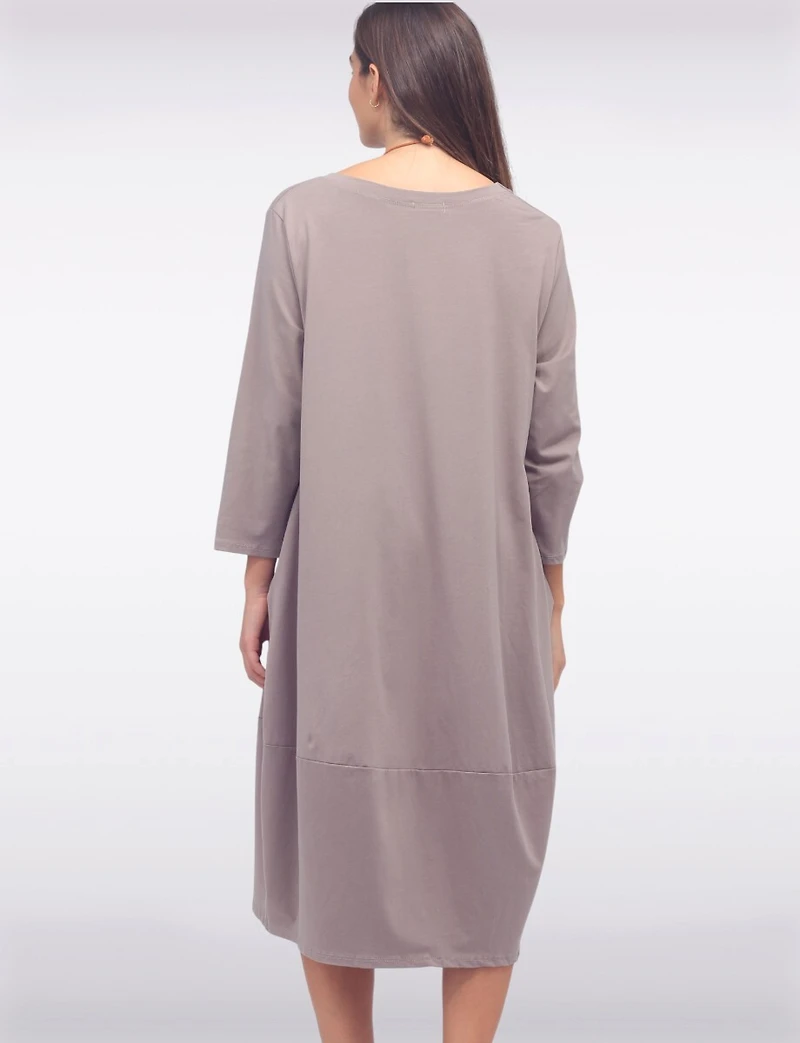 Chic Long Cotton Dress with Necklace and Three-Quarter Sleeves by Froccella