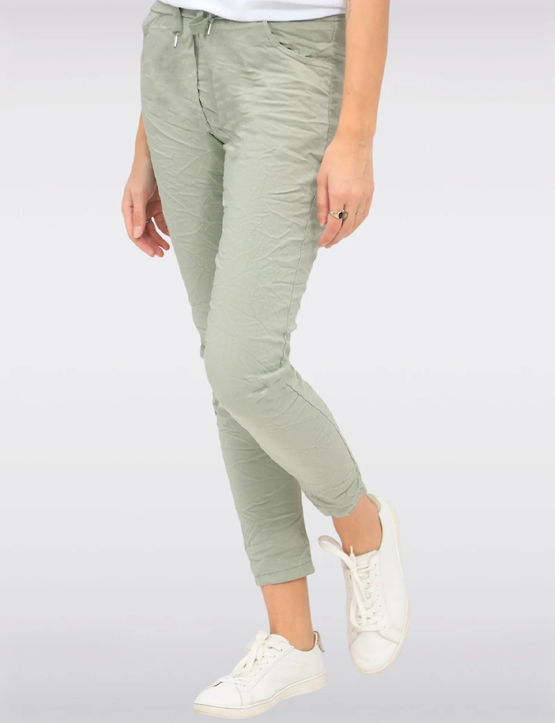 Crinkled Slim Fit Drawstring Waist 4-Pocket Stretch Pants by Froccella