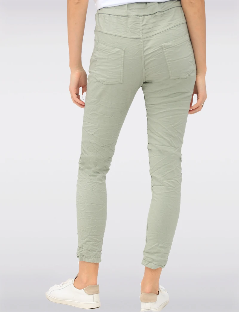 Crinkled Slim Fit Drawstring Waist 4-Pocket Stretch Pants by Froccella