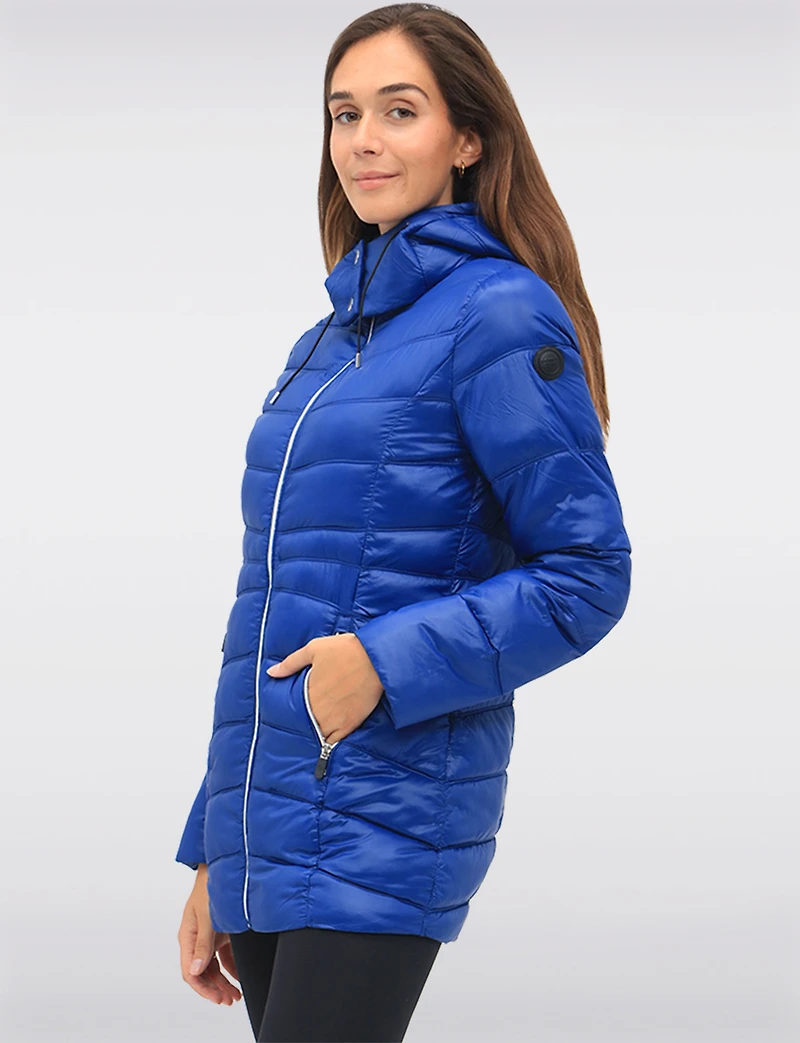 Vegan Lightweight Packable Hooded Puffer with Matching Neck Pillow by Point Zero