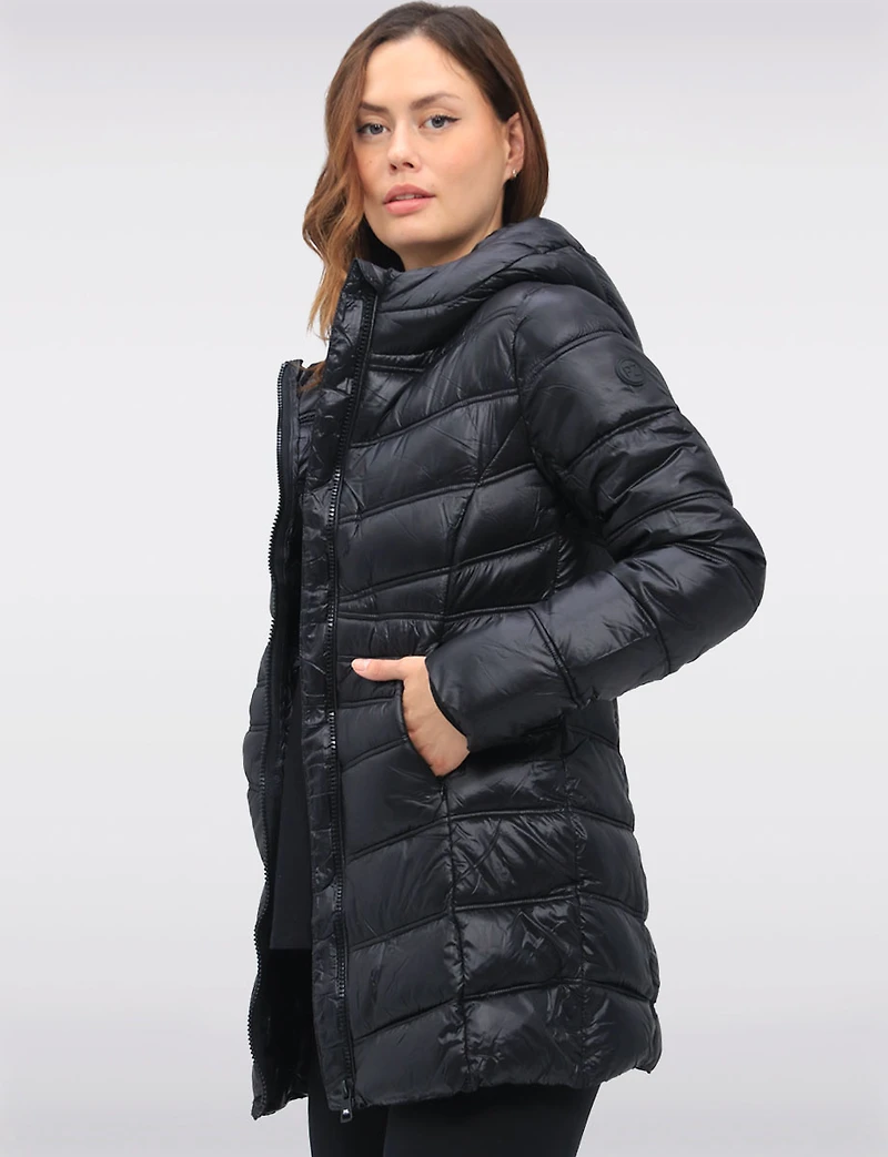 Vegan Lightweight Puffer Jacket with Pillow Hood and Zip Pockets by Point Zero