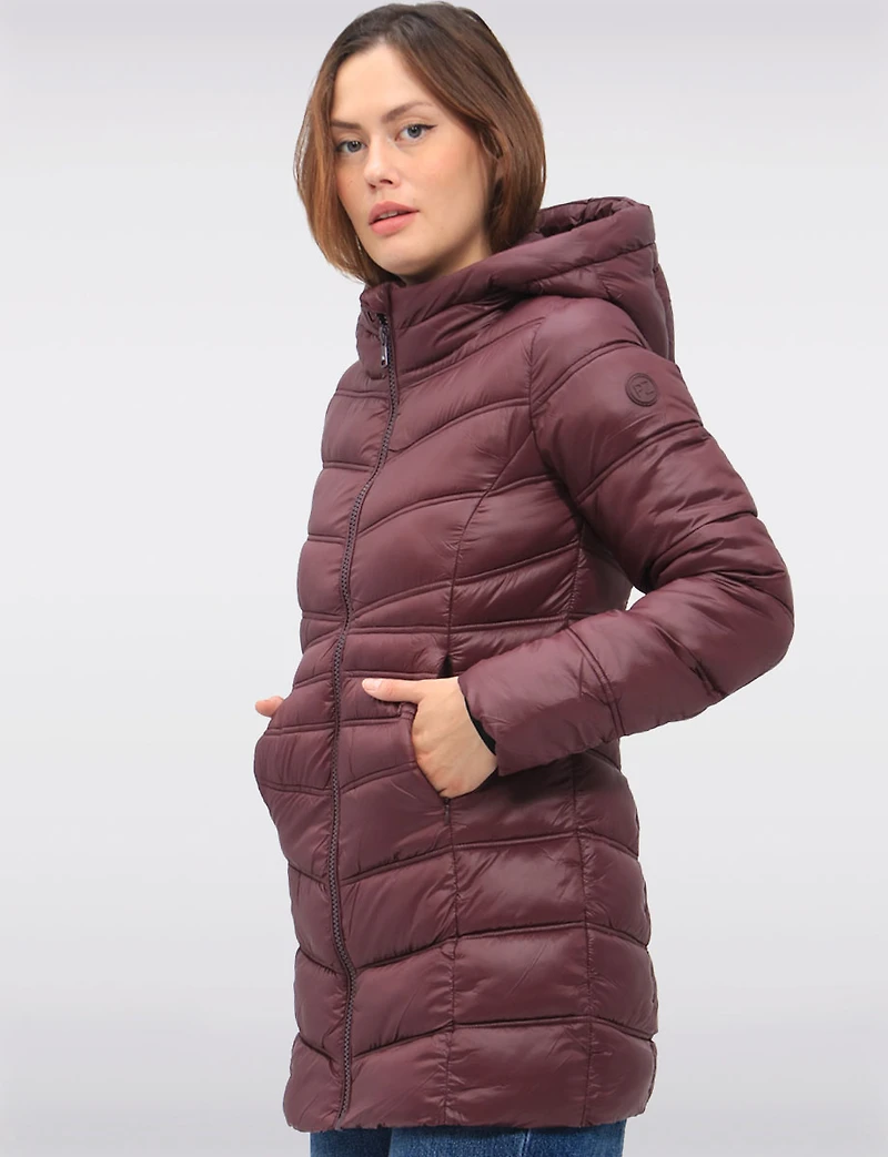 Vegan Lightweight Puffer Jacket with Pillow Hood and Zip Pockets by Point Zero