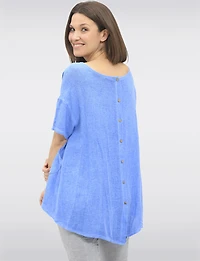 Breathable High-Low Linen Top with Stylish Button-Down Back Detail by Froccella