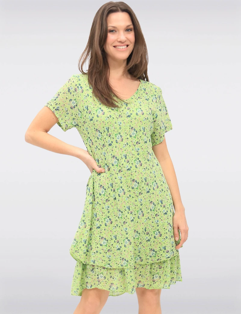 Slim Fit Two-Tiered Short Sleeve Floral Print V-neck Crinkled Dress By Froccella