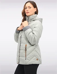 Quilted Jacket with Brown Trim Zip Front Pockets and Detachable Hood by Danwear
