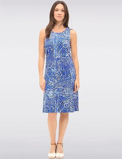 Blue and White Sleeveless Bold Print Knee-Length A-Line Dress by Carré Noir