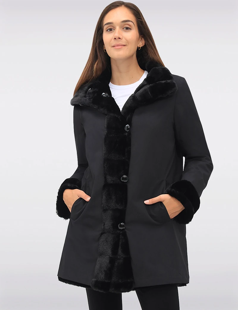 Stella Reversible Coat with Vegan Faux Fur and Smooth Side by Saki
