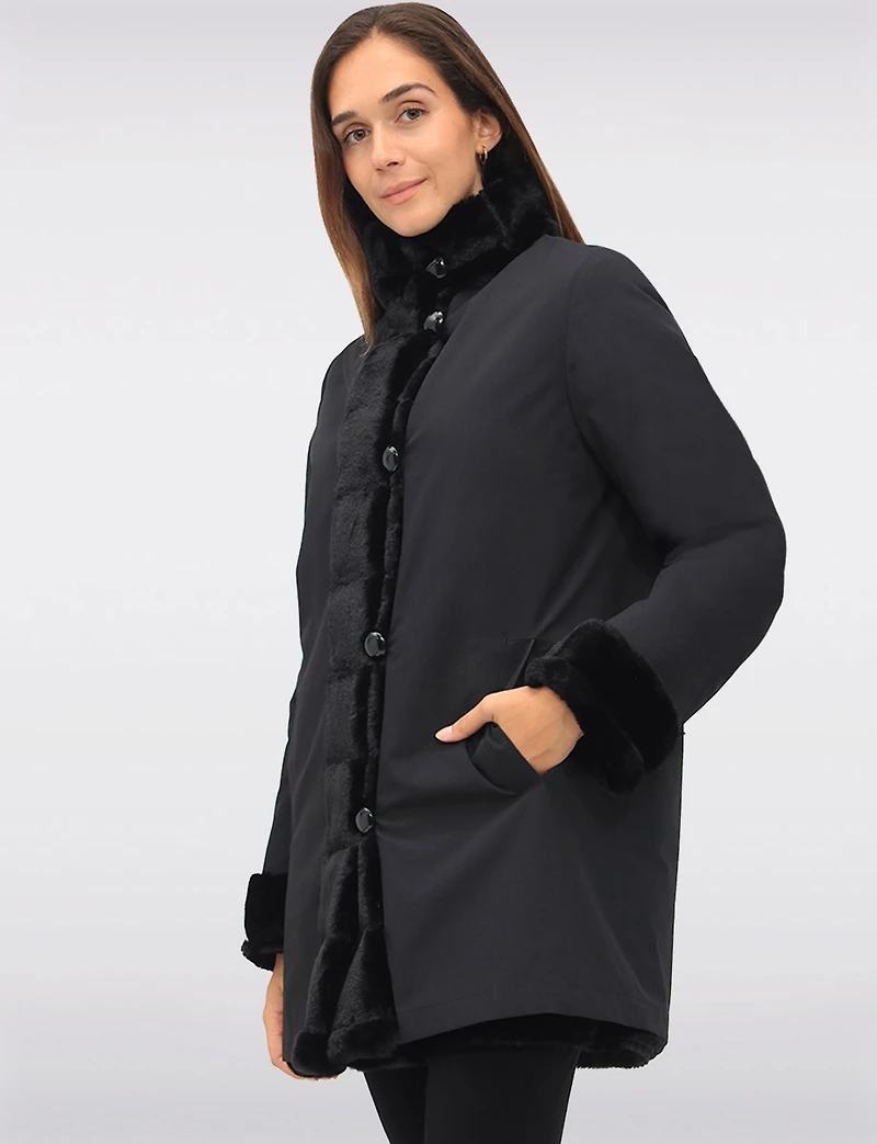 Stella Reversible Coat with Vegan Faux Fur and Smooth Side by Saki