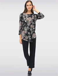 Chic Embossed Floral Knit 3/4 Sleeve Crew Neck Tunic with Angled Hem by Perle