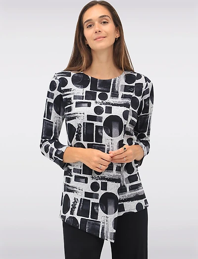 Black Geometric Printed Crew Neck Knit Tunic with Asymmetrical Hem by Perle