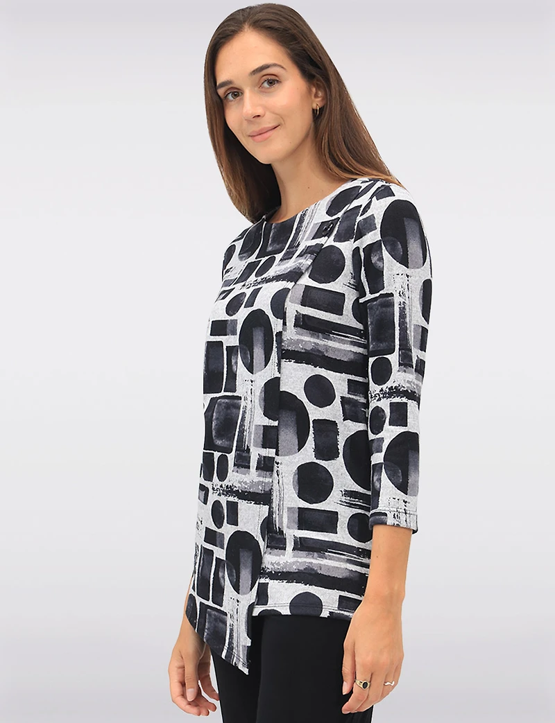 Black Geometric Printed Crew Neck Knit Tunic with Asymmetrical Hem by Perle