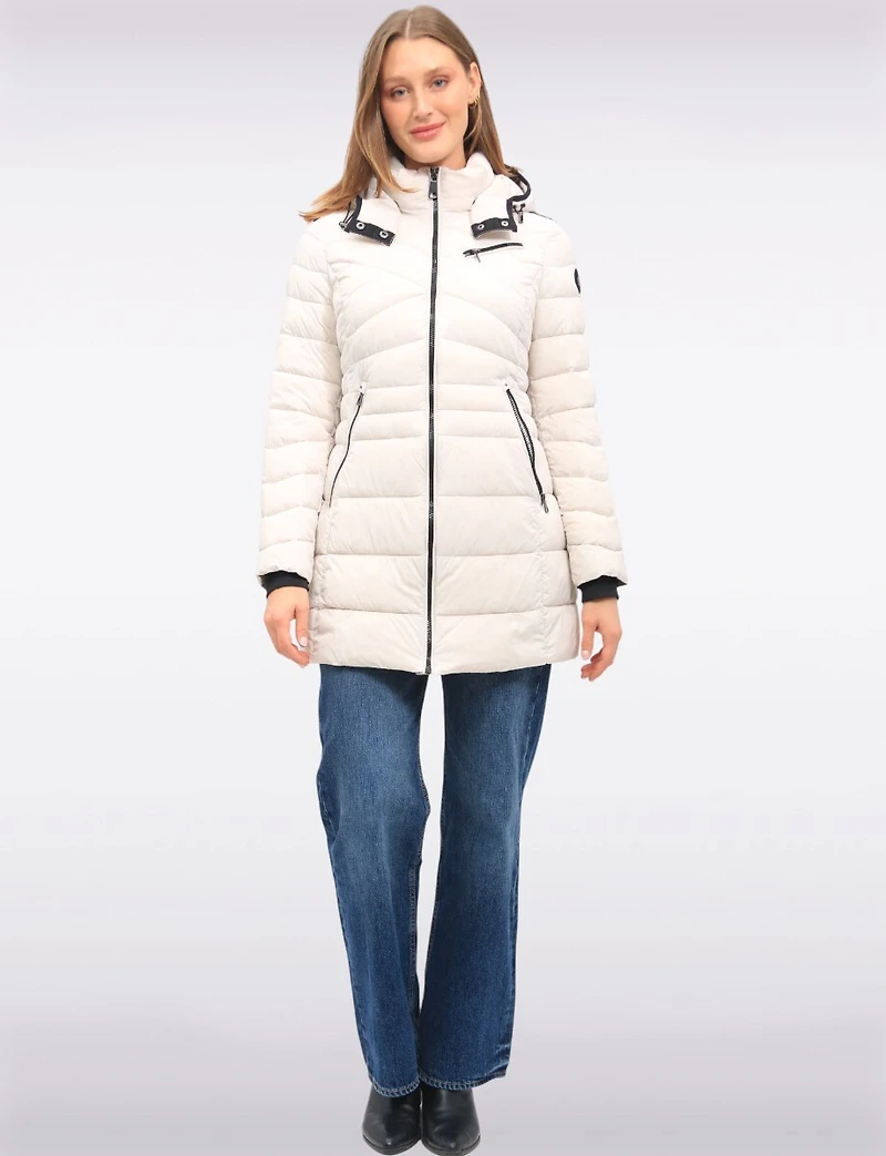 Lightweight Vegan Quilted Puffer Jacket with Detachable Hood by Snoboll