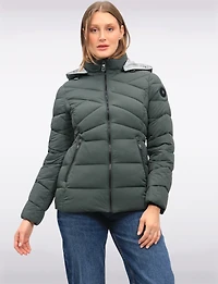 Lightweight Short Vegan Quilted Puffer Jacket with Detachable Hood by Snoboll