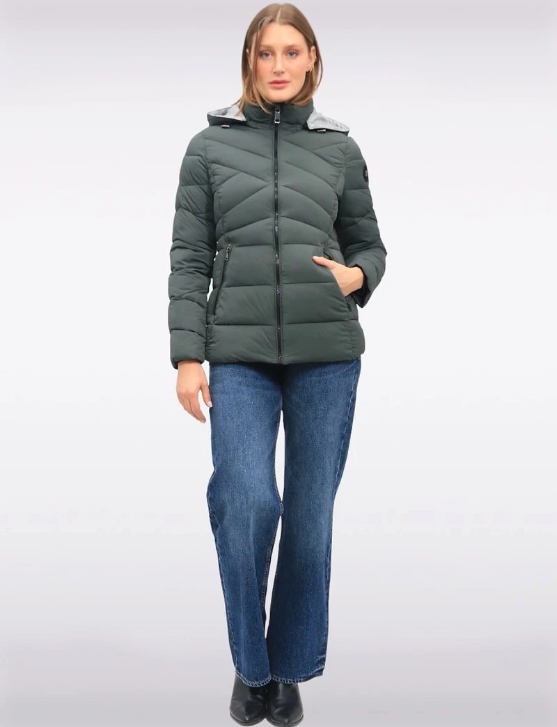 Lightweight Short Vegan Quilted Puffer Jacket with Detachable Hood by Snoboll