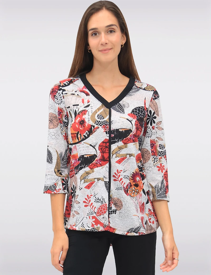 Vibrant Printed Contrast Trim V-Neck 3/4 Sleeve Knit Top with Rounded Hem Perle