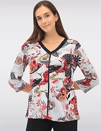 Vibrant Printed Contrast Trim V-Neck 3/4 Sleeve Knit Top with Rounded Hem Perle