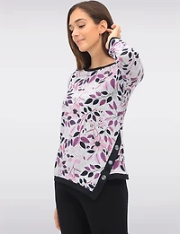 Long Sleeve Printed Asymmetrical Crew Neck Knit Top with Contrast Trim by Perle