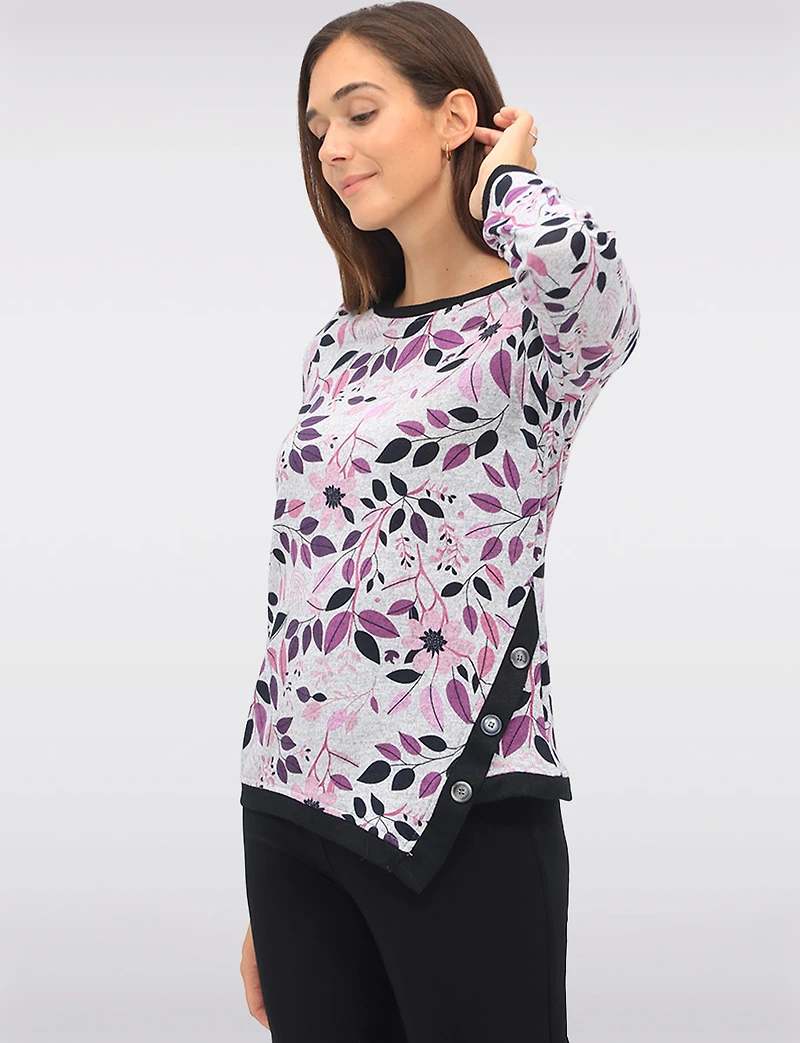 Long Sleeve Printed Asymmetrical Crew Neck Knit Top with Contrast Trim by Perle