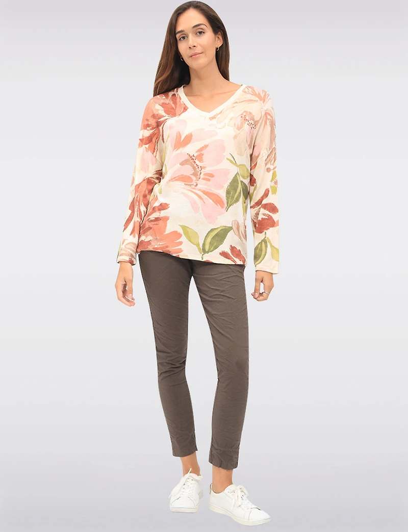 Soft & Stretchy V-Neck Long Sleeve Knit Top with Floral Print by Froccella