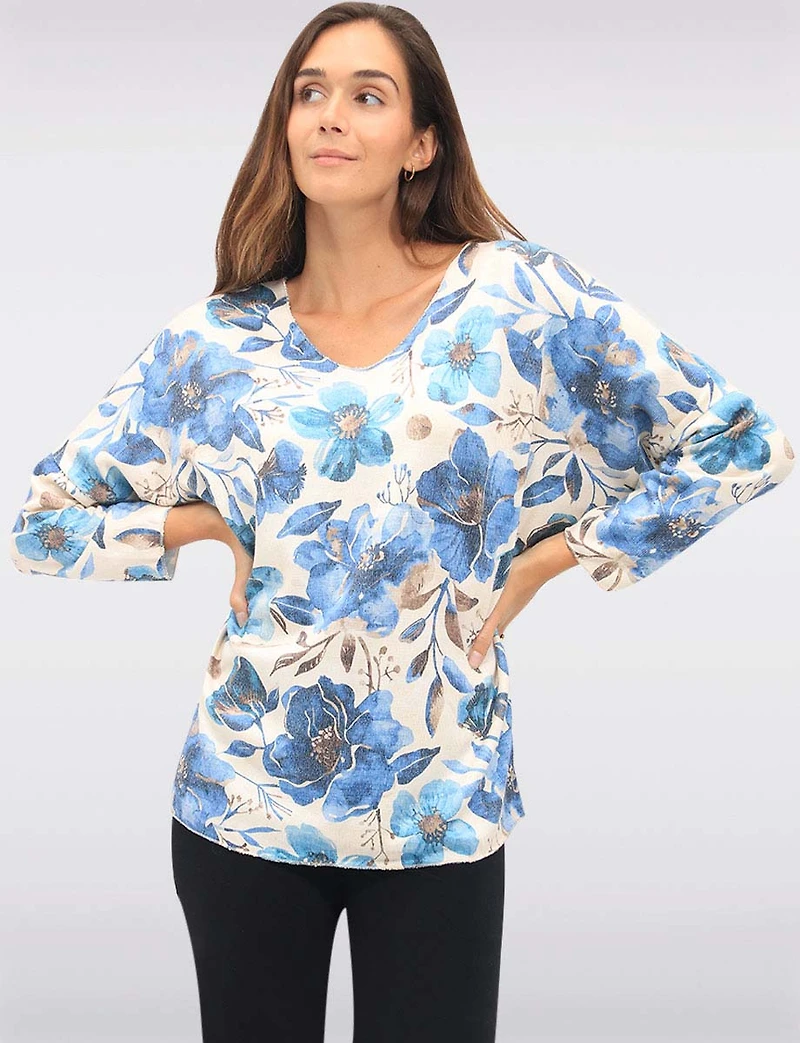 Soft Fine-Knit Printed Wool-Blend V-Neck Top with Dolman Sleeves by Froccella