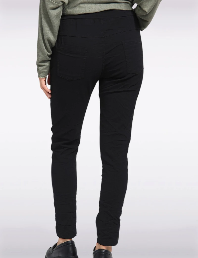 Crinkled Slim-Fit Drawstring-Waist 4-Pocket Stretch Pants by Froccella