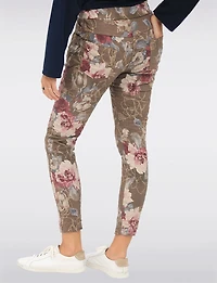 Floral Print Crinkle Pants with Adjustable Drawstring and Pockets by Froccella