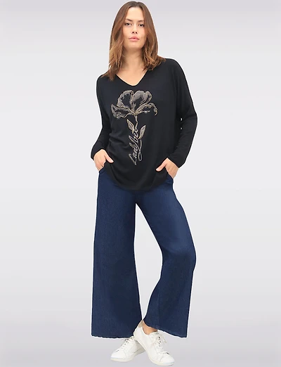 Flower Design Long Sleeve V-Neck Knit Top with Rhinestone Accents by Froccella