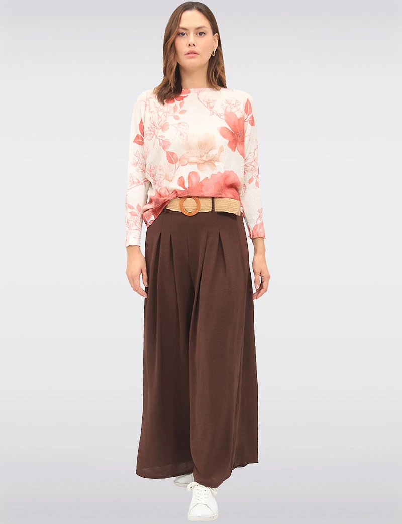 Chic Floral Print Knit Top with 3/4 Dolman Sleeves and Boatneck by Froccella