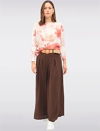 Chic Floral Print Knit Top with 3/4 Dolman Sleeves and Boatneck by Froccella