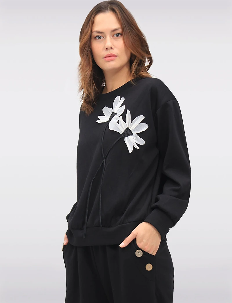 Floral Appliqué Soft Knit Sweater with Round Neck & Gathered Hem by Froccella