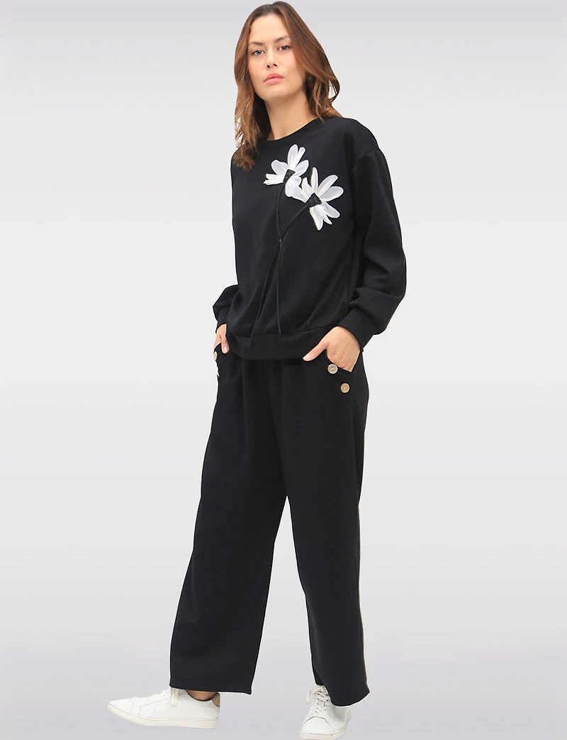 Stretch Wide-Leg Pull-On Pants with Pockets & Side Button Detail by Froccella