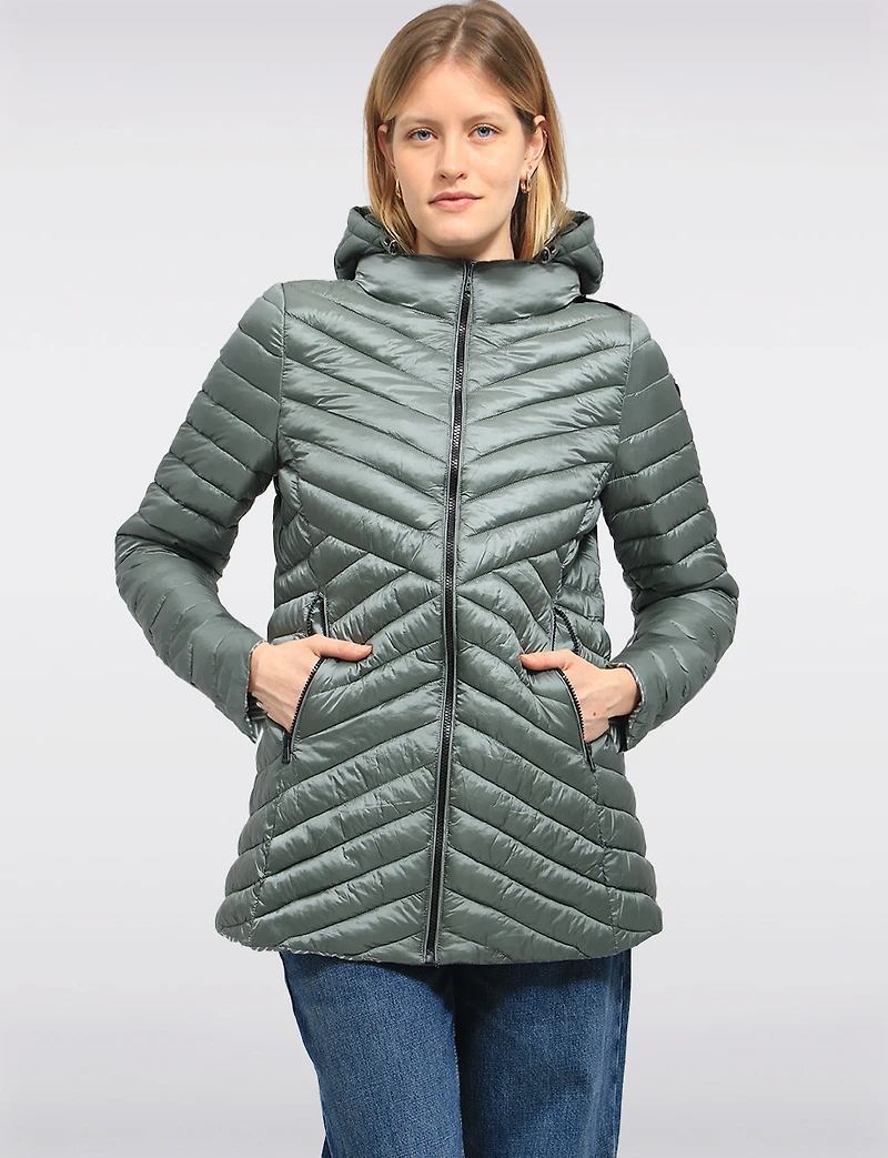 Lightweight Valerie Vegan Chevron-Quilt Puffer Detachable Hooded Jacket by Saki