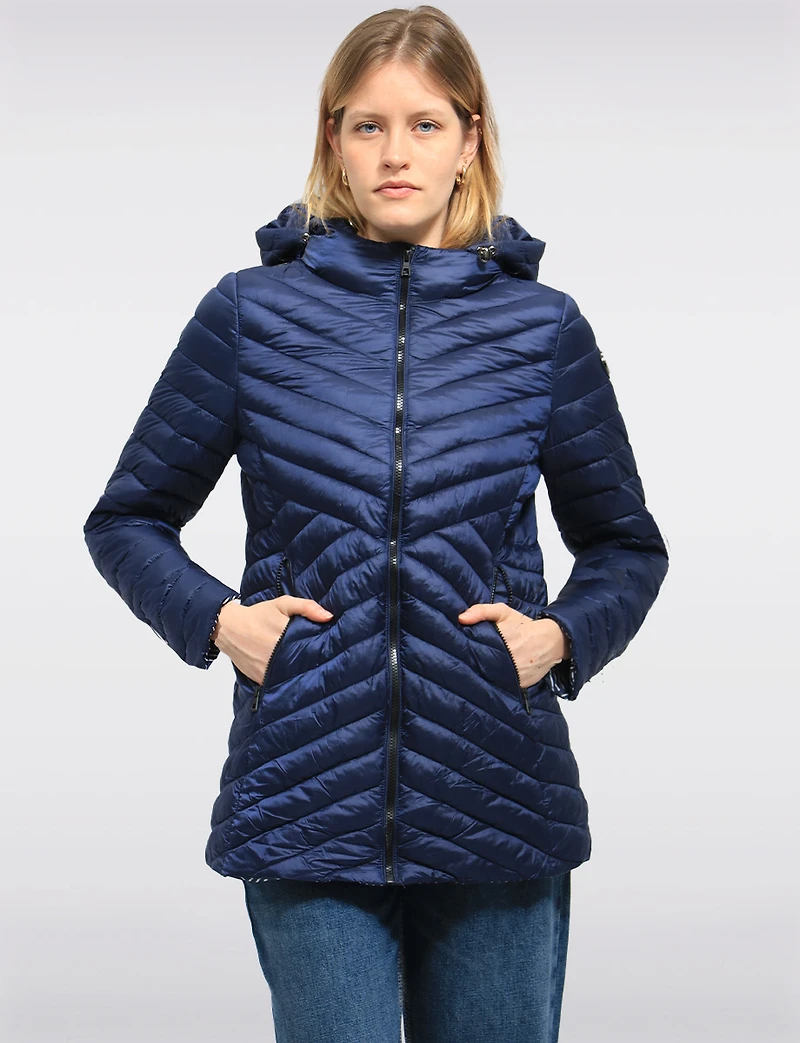 Lightweight Valerie Vegan Chevron-Quilt Puffer Detachable Hooded Jacket by Saki