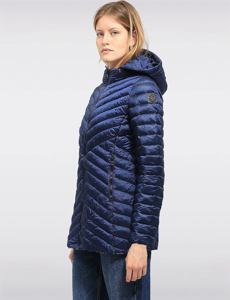 Lightweight Valerie Vegan Chevron-Quilt Puffer Detachable Hooded Jacket by Saki