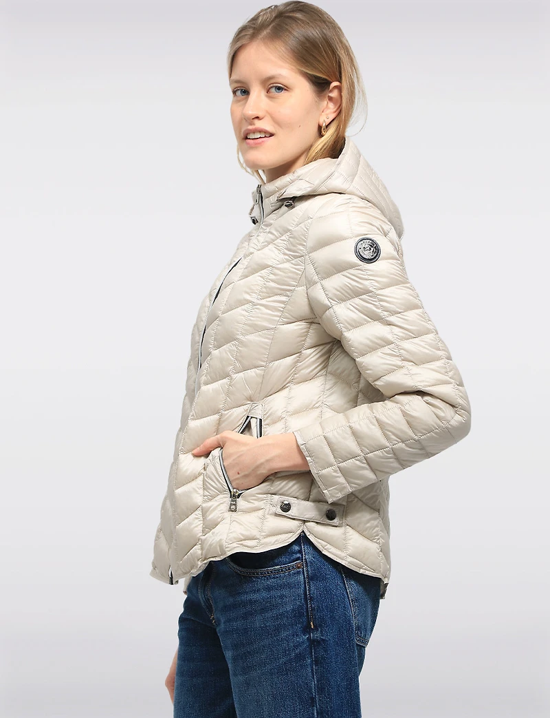 Lightweight Isabella Silver Zip-Front Hooded Vegan Quilted Puffer Jacket by Saki