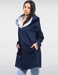 Chic Reversible Waterproof Raincoat – Floral Print with Accordion Hood Design