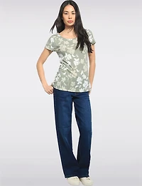 Slim Fit Short Sleeve Waffle Knit Scoop Round Neck Floral Print Top by Perle