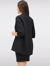 Sleek Stretchy Rounded Hem Blazer With 3/4 Sleeves and Shawl Collar By Perle