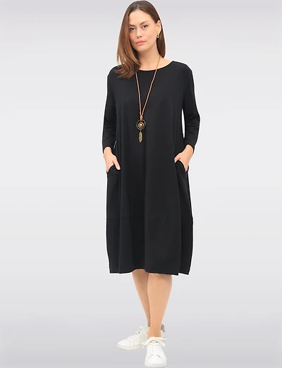 Three-Quarter Sleeve Chic Cotton Maxi Dress with Pockets & Necklace by Froccella