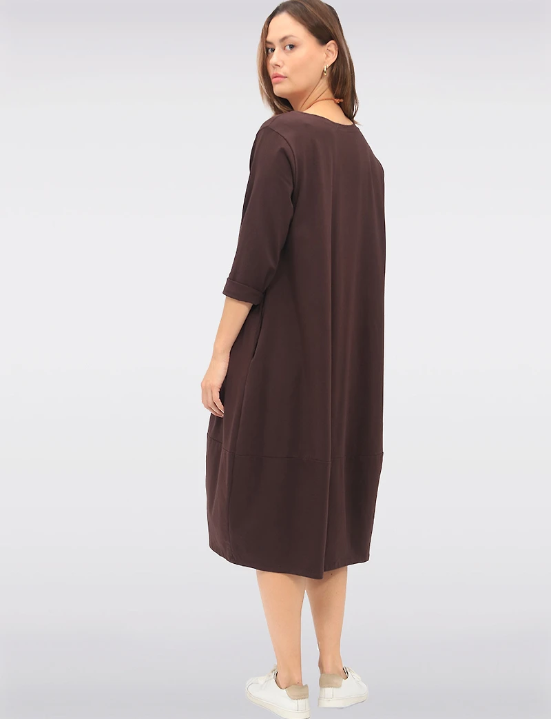 Three-Quarter Sleeve Chic Cotton Maxi Dress with Pockets & Necklace by Froccella