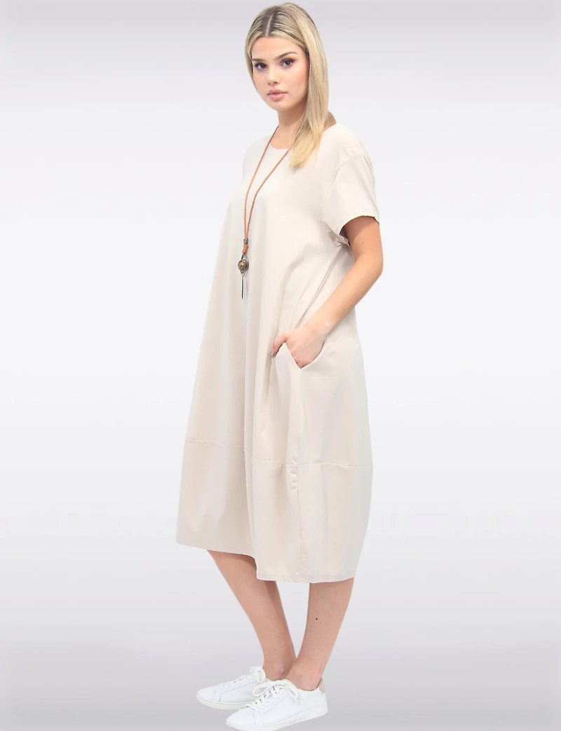 Chic Cotton Short Sleeve Maxi Dress with Necklace & Hidden Pockets by Froccella