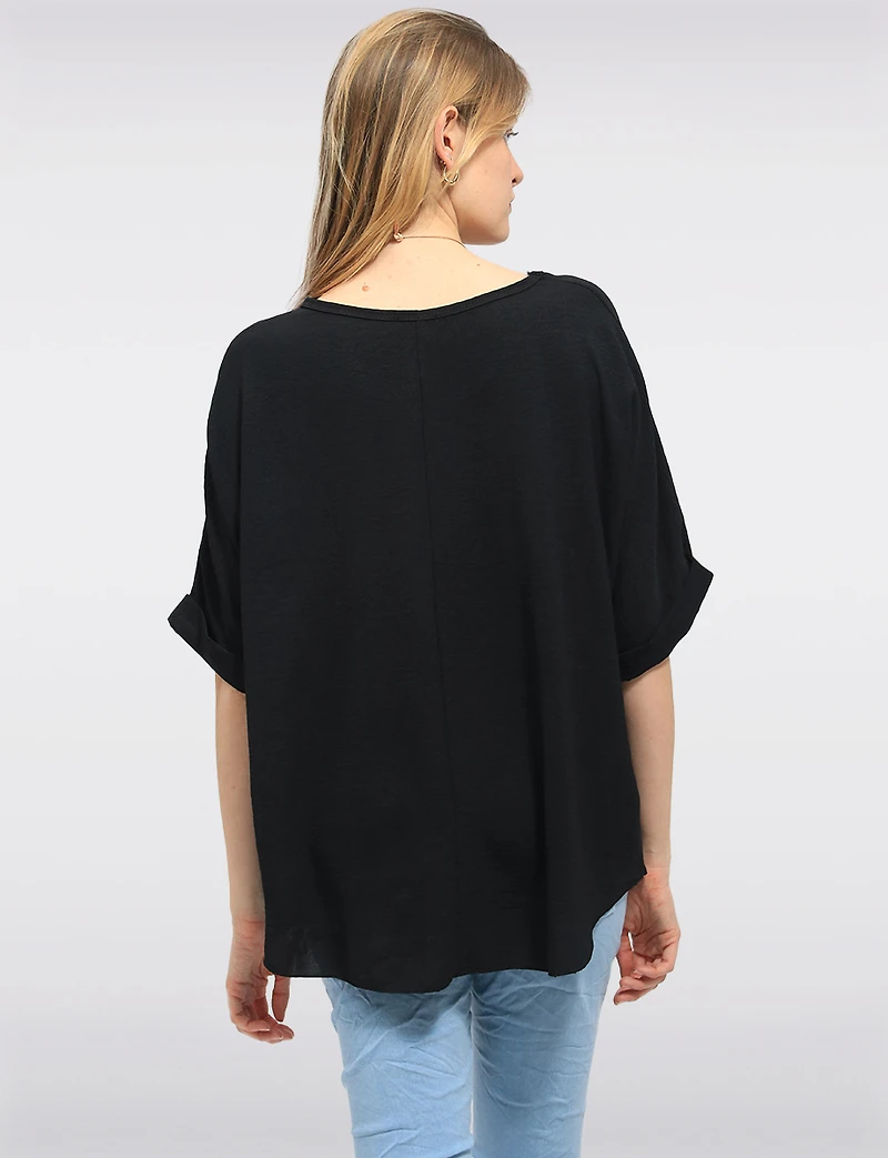 Flowy Relaxed Drop-Shoulder Short Dolman Sleeve Top with Necklace by Froccella