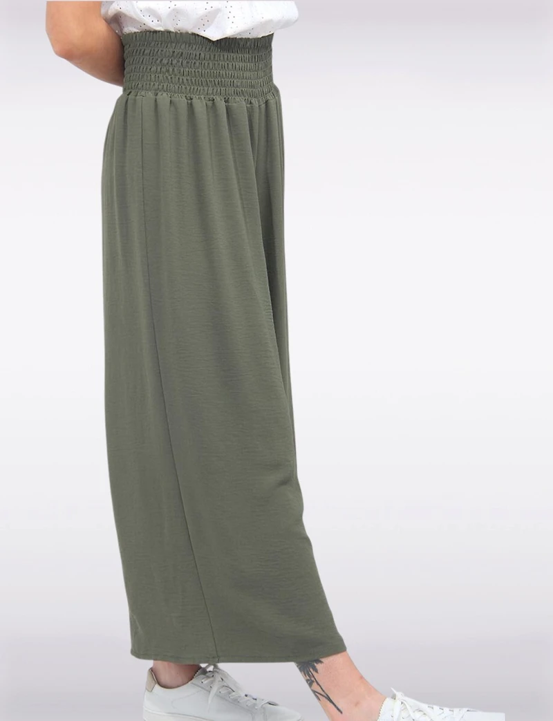 Chic Crinkle Draped Wide-Leg Pull-On Pants with Elastic Waistband by Froccella