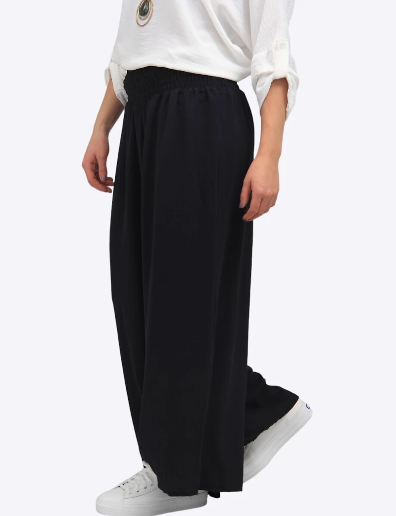 Chic Crinkle Draped Wide-Leg Pull-On Pants with Elastic Waistband by Froccella